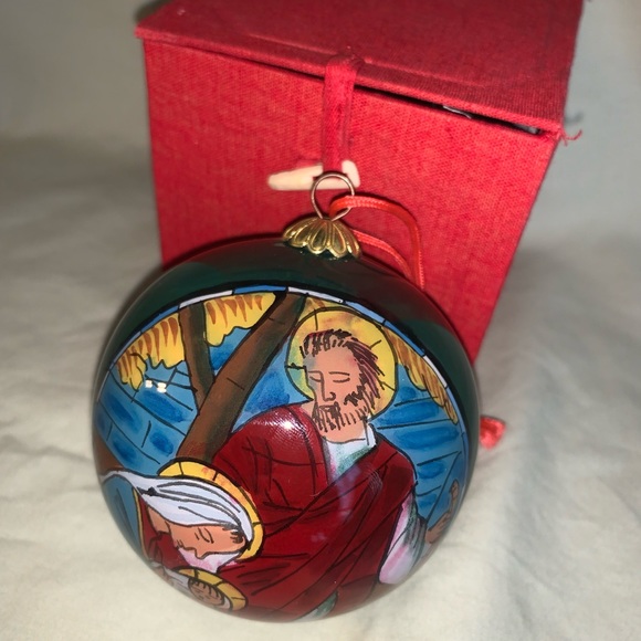 Christmas Ornament Holly Family Diameter 3” Christmas Tree In Box - Picture 2 of 5